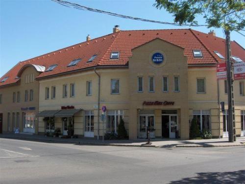 Panzio Sissi Hotel Godollo Exterior photo