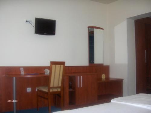 Panzio Sissi Hotel Godollo Exterior photo